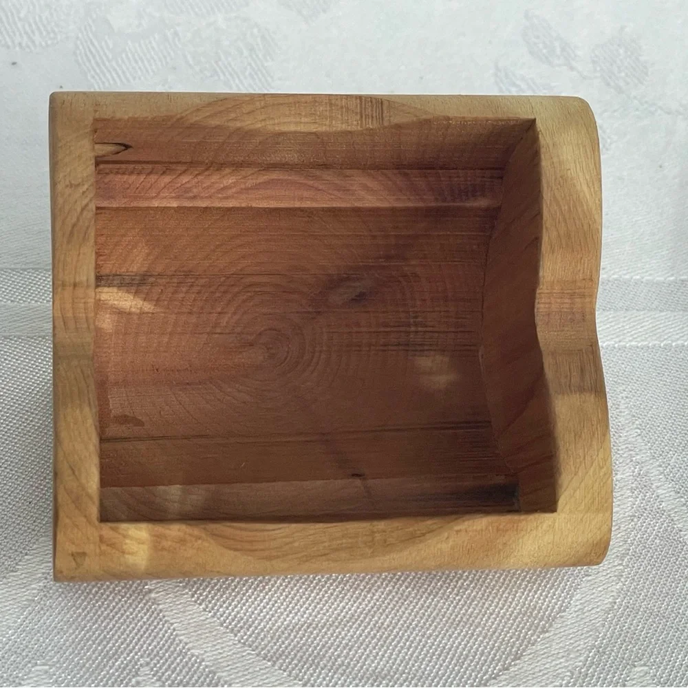 Vintage Cedar Wood Heart Bandsaw Trinket Jewelry Box Handcrafted Natural